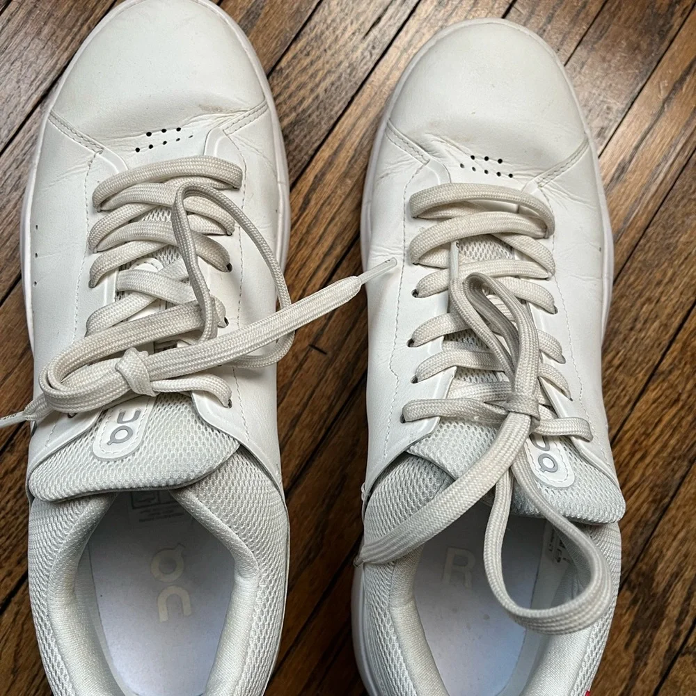 On Running  Men's Sneakers The Roger - Picture 5 of 9